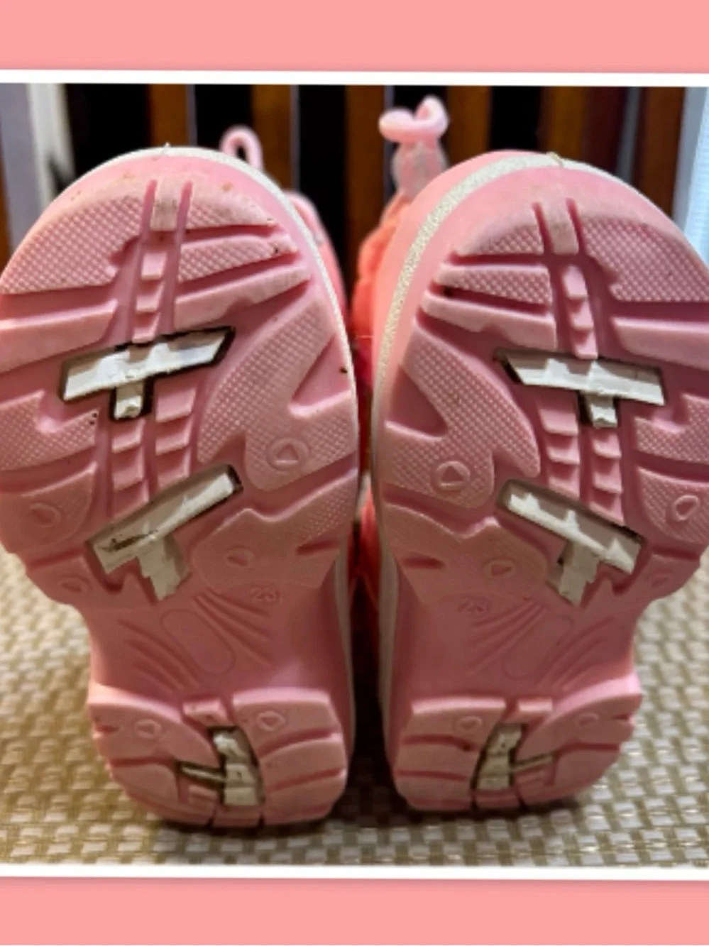 Apakowa Toddler Girls Cold Weather Winter Snow Boots ~ Size 7c